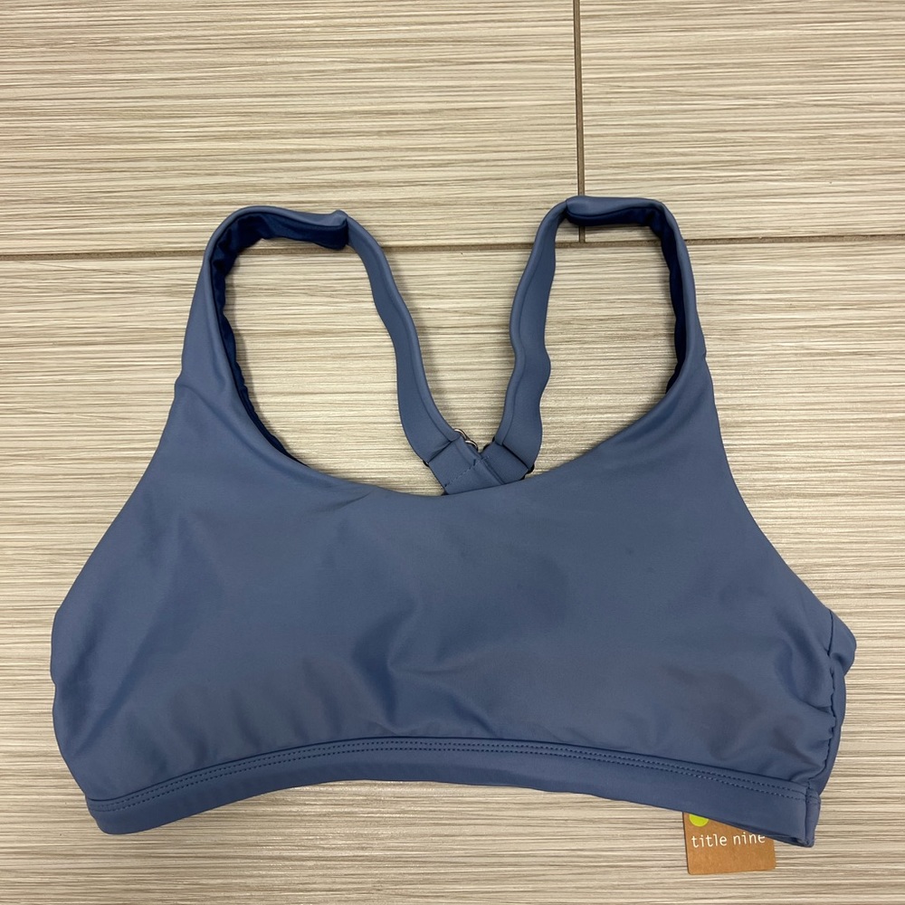 Title Nine Women’s Blue Swimsuit Top Small New with tags